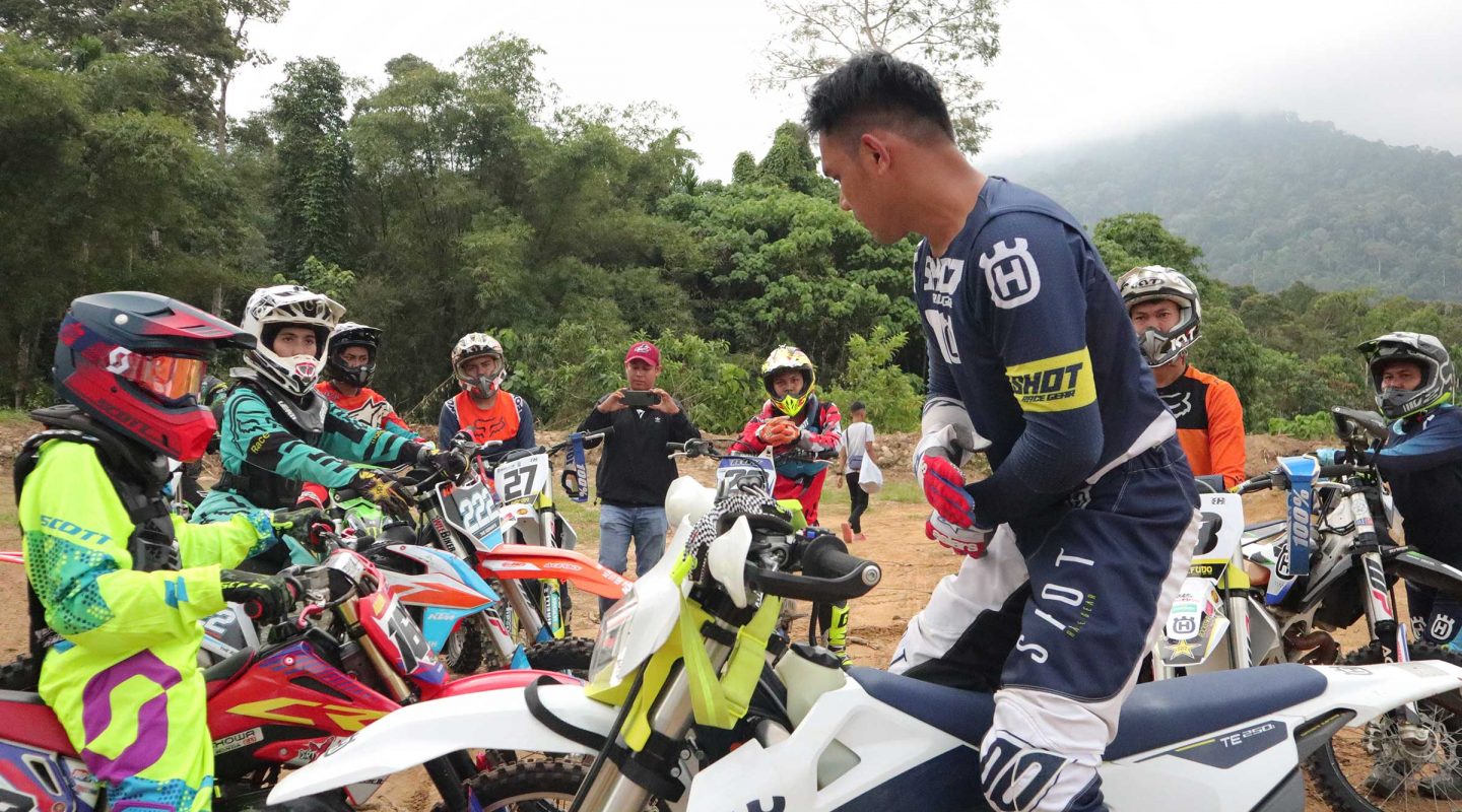 Blue Return in Action, Northern Malaysia